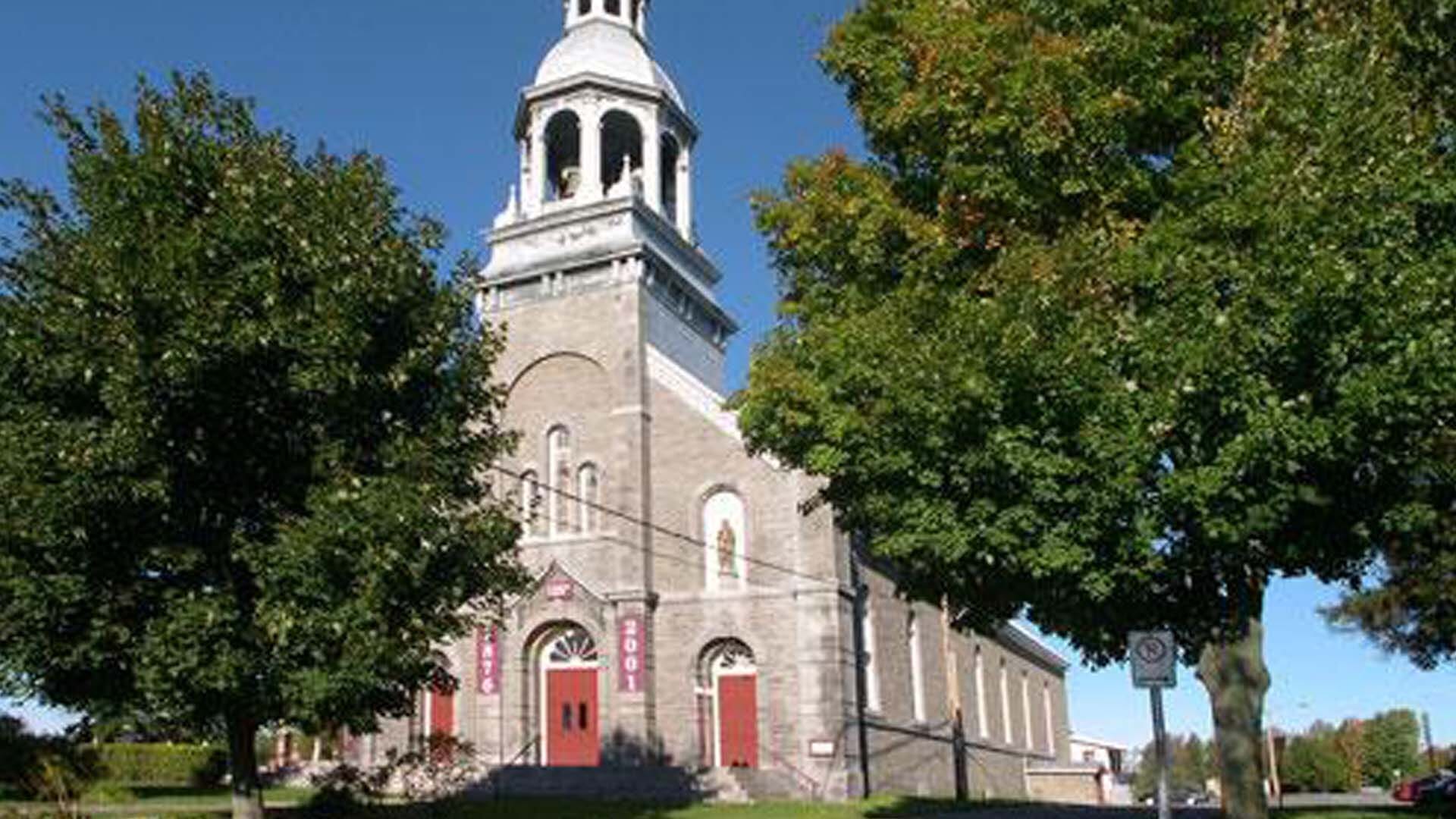 Le 8 juin 19h30 et le 9 juin 14h, venez écouter Jean-François McDonald, fondateur de Mildor Violon et quelques-uns de ses élèves lors du concert Grandes orgues et gourmandises, spécial musique de films à l'église de la municipalité de St-Télesphore, au Québec.